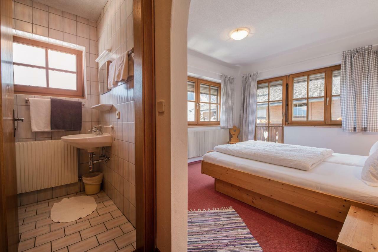 Ferienwohnung Dorfpub Neustift im Stubaital Exterior foto